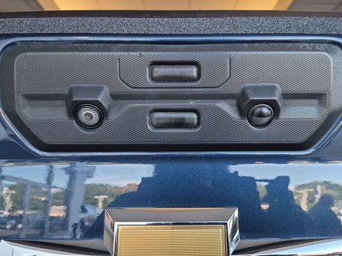 Used 2022 Chevrolet Silverado 3500 LTZ w/ LTZ Premium Package AWD/4WD image 21
