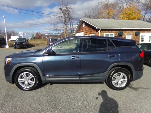 Used 2018 GMC Terrain SLE image 12