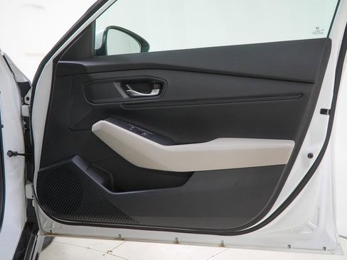 Certified 2023 Honda Accord EX-L image 35