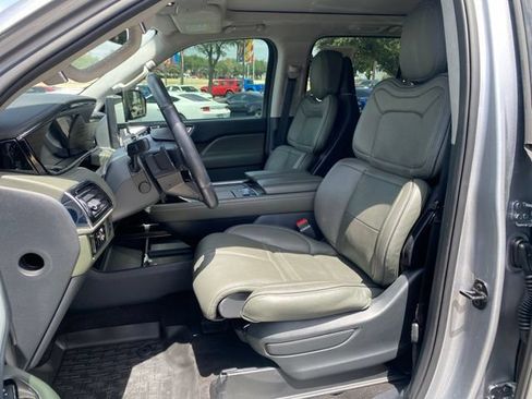 Used 2023 Lincoln Navigator Black Label AWD/4WD image 15