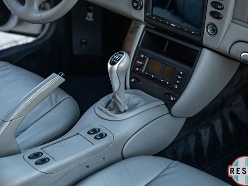 Used 2002 Porsche 911 Carrera image 34