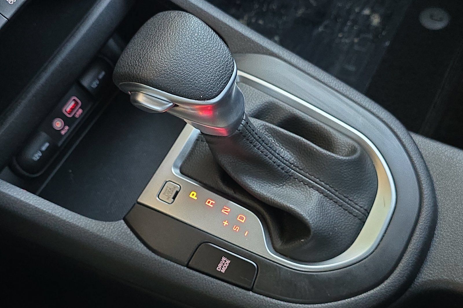 Used 2019 Kia Forte LXS FWD image 17