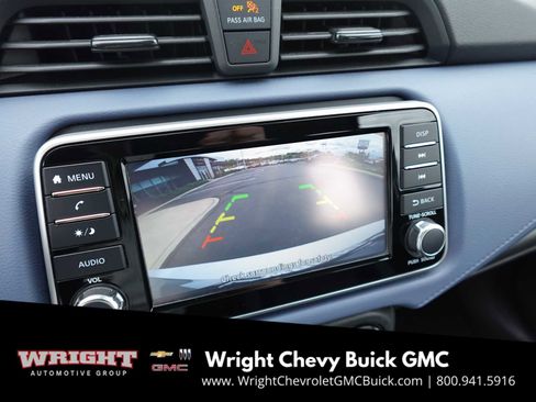 Used 2023 Nissan Versa SV image 21