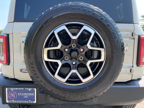 Used 2025 Ford Bronco Outer Banks AWD/4WD image 15