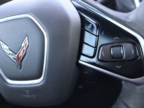 Used 2024 Chevrolet Corvette Stingray Preferred Cpe w/ Z51 Performance Package image 19