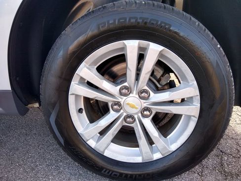 Used 2012 Chevrolet Equinox LT image 23