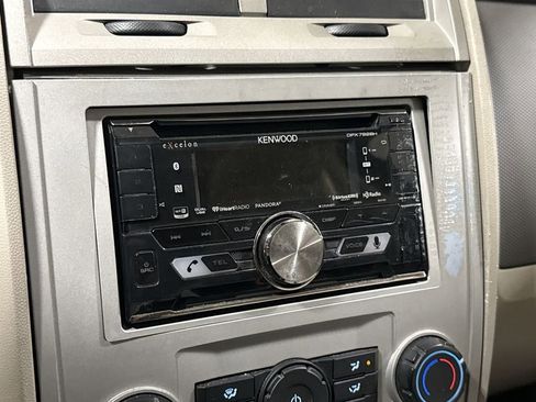 Used 2012 Ford Escape XLT image 14