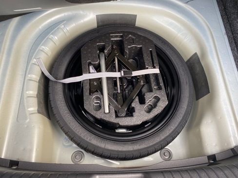 Used 2025 Volkswagen Jetta GLI Autobahn image 49