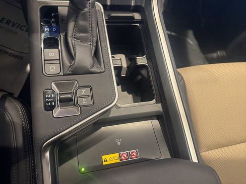 Certified 2025 Lexus GX 550 image 35