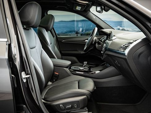 Certified 2024 BMW X3 xDrive30i w/ Convenience Package image 23