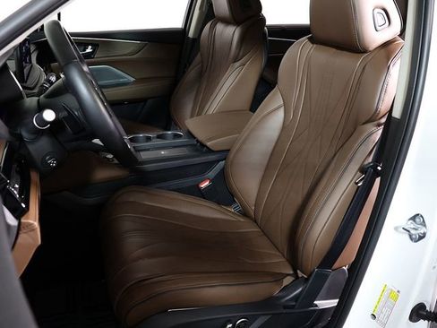 Certified 2026 Acura MDX SH-AWD w/ Advance Package image 4