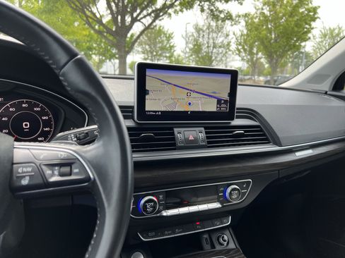 Used 2018 Audi Q5 Prestige w/ Prestige Package image 32