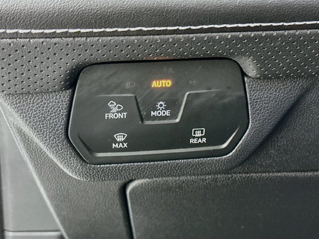 Certified 2026 Volkswagen Atlas SE AWD/4WD image 11