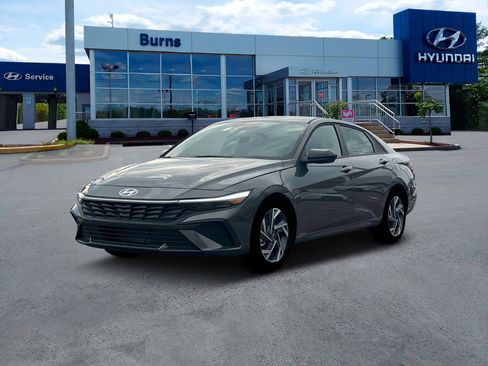 New 2025 Hyundai Elantra Sport image 1