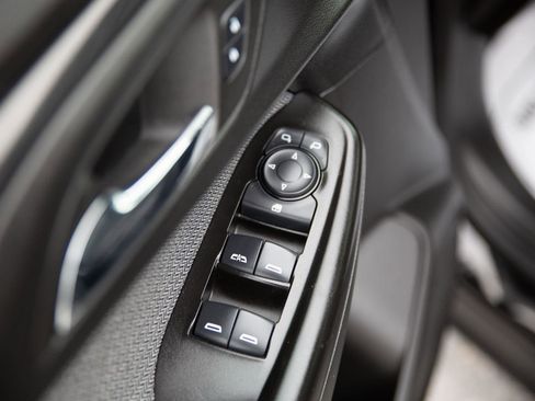 Used 2023 Chevrolet TrailBlazer LT w/ Convenience Package image 19