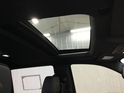 Used 2024 Chevrolet Silverado 1500 High Country w/ High Country Premium Package image 28