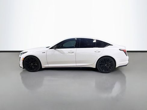 Used 2022 Cadillac CT5 V w/ LPO, ONYX Package image 2