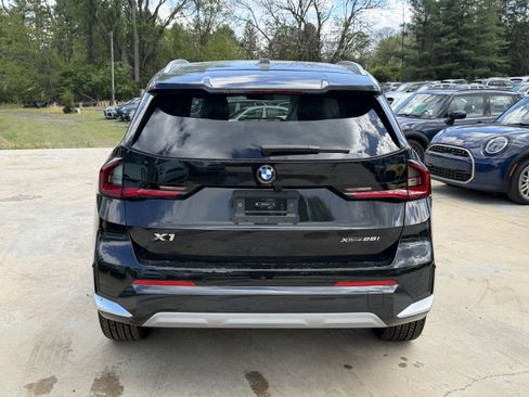 New 2026 BMW X1 xDrive28i w/ Technology Package AWD/4WD image 5