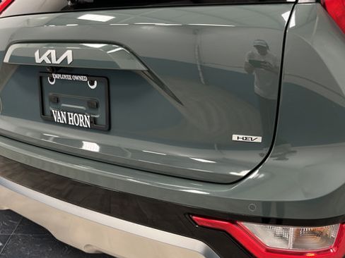 Used 2024 Kia Niro EX Touring FWD image 36