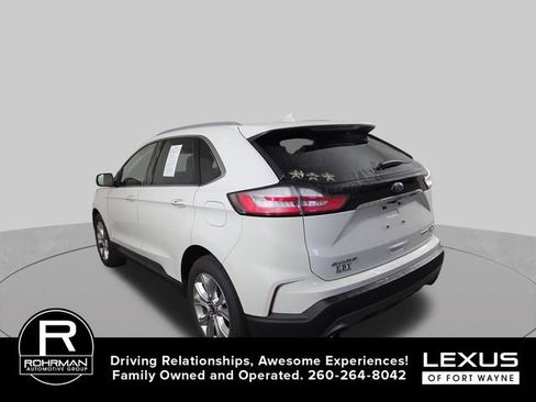 Used 2020 Ford Edge Titanium AWD/4WD image 9