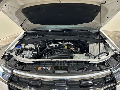 New 2026 Ford Explorer Active w/ Active Comfort Package image 32