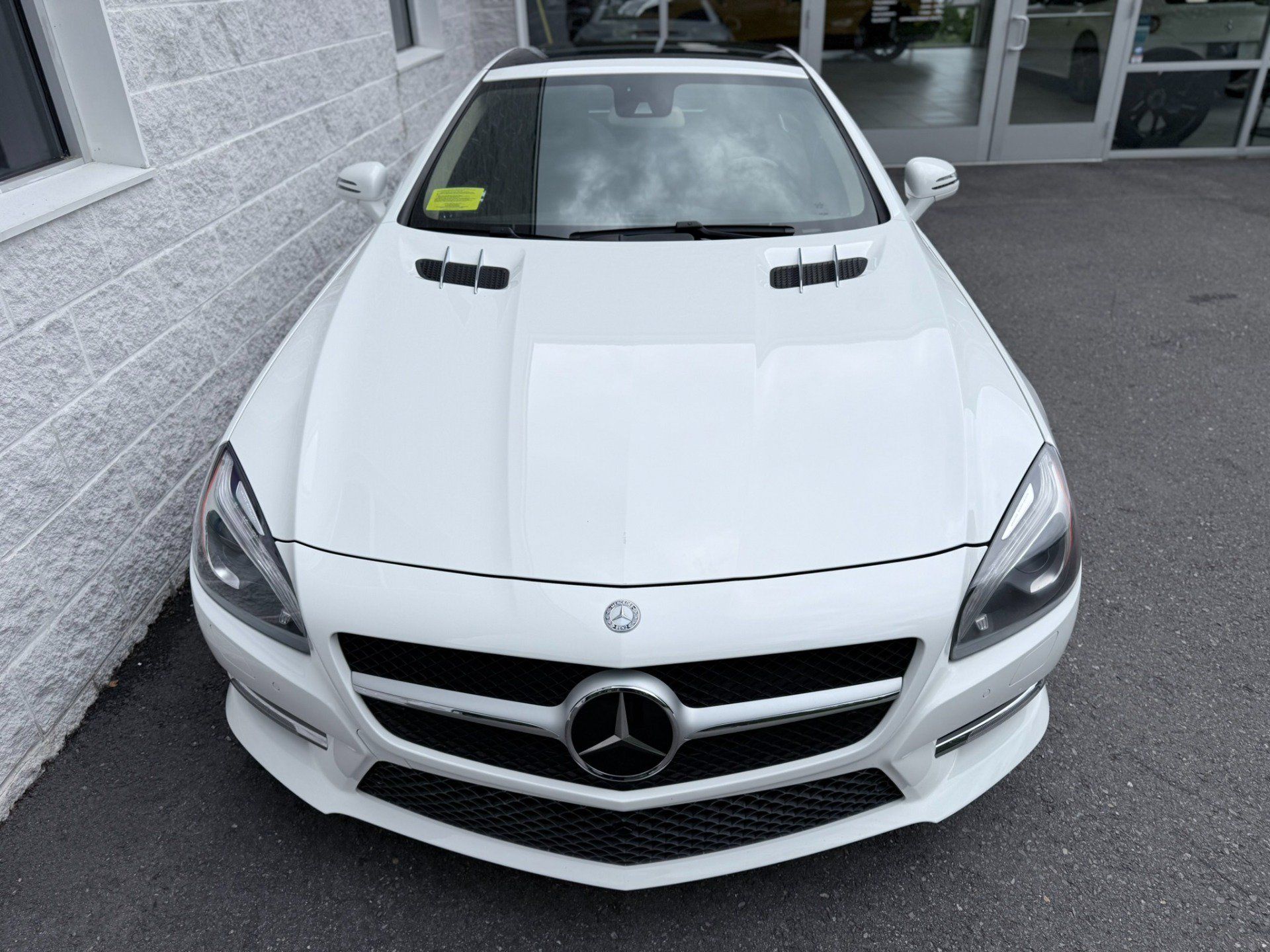 Used 2015 Mercedes-Benz SL 550 image 9
