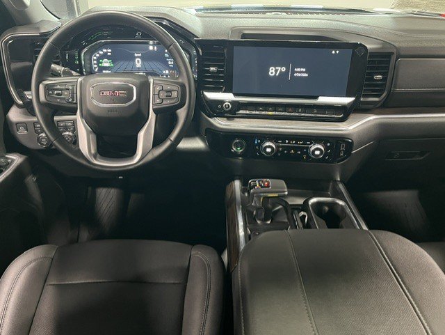 Certified 2023 GMC Sierra 1500 SLT w/ SLT Premium Package AWD/4WD image 13