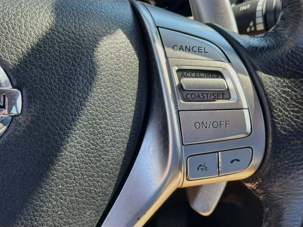Used 2016 Nissan Altima 2.5 SR FWD image 16
