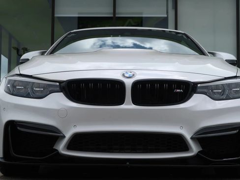 Used 2019 BMW M4 Convertible w/ Competition Package RWD image 3