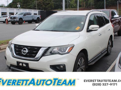 Used 2017 Nissan Pathfinder SV w/ SV Tech Package AWD/4WD image 1
