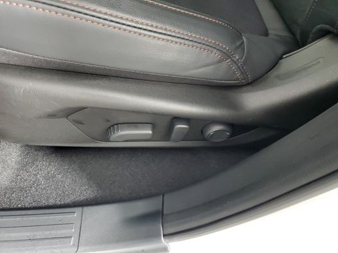 Used 2025 Subaru Forester Touring w/ Popular Package - Touring image 31