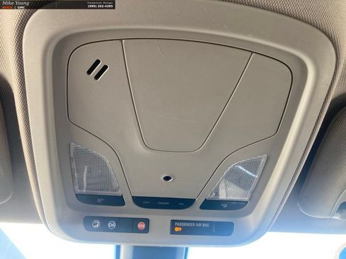 Used 2016 Chevrolet Impala LT FWD image 37