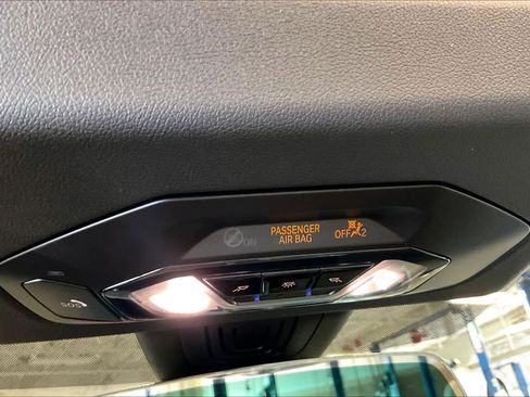 Certified 2023 BMW 430i Convertible w/ Convenience Package image 36