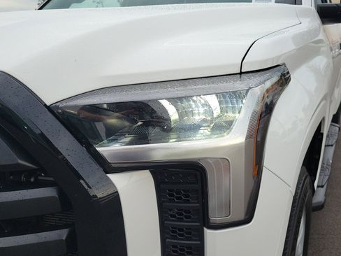 Used 2025 Toyota Tundra SR w/ SR Tow Package AWD/4WD image 10