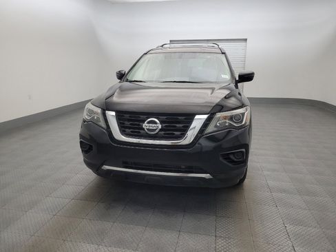 Used 2020 Nissan Pathfinder S AWD/4WD image 15