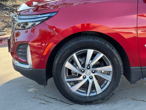 Used 2023 Chevrolet Equinox Premier FWD image 27