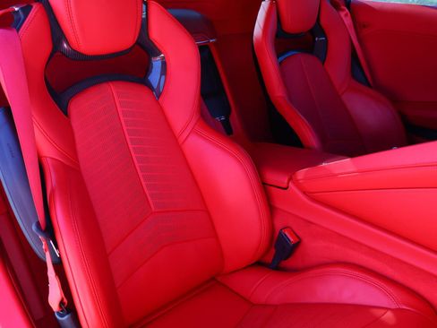 Used 2025 Chevrolet Corvette Stingray Premium Conv w/ Z51 Performance Package image 16