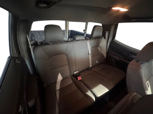 Used 2024 GMC Canyon Elevation w/ Convenience Package image 16