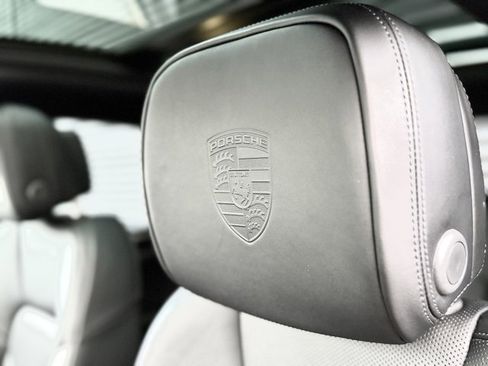 New 2026 Porsche Macan S image 31