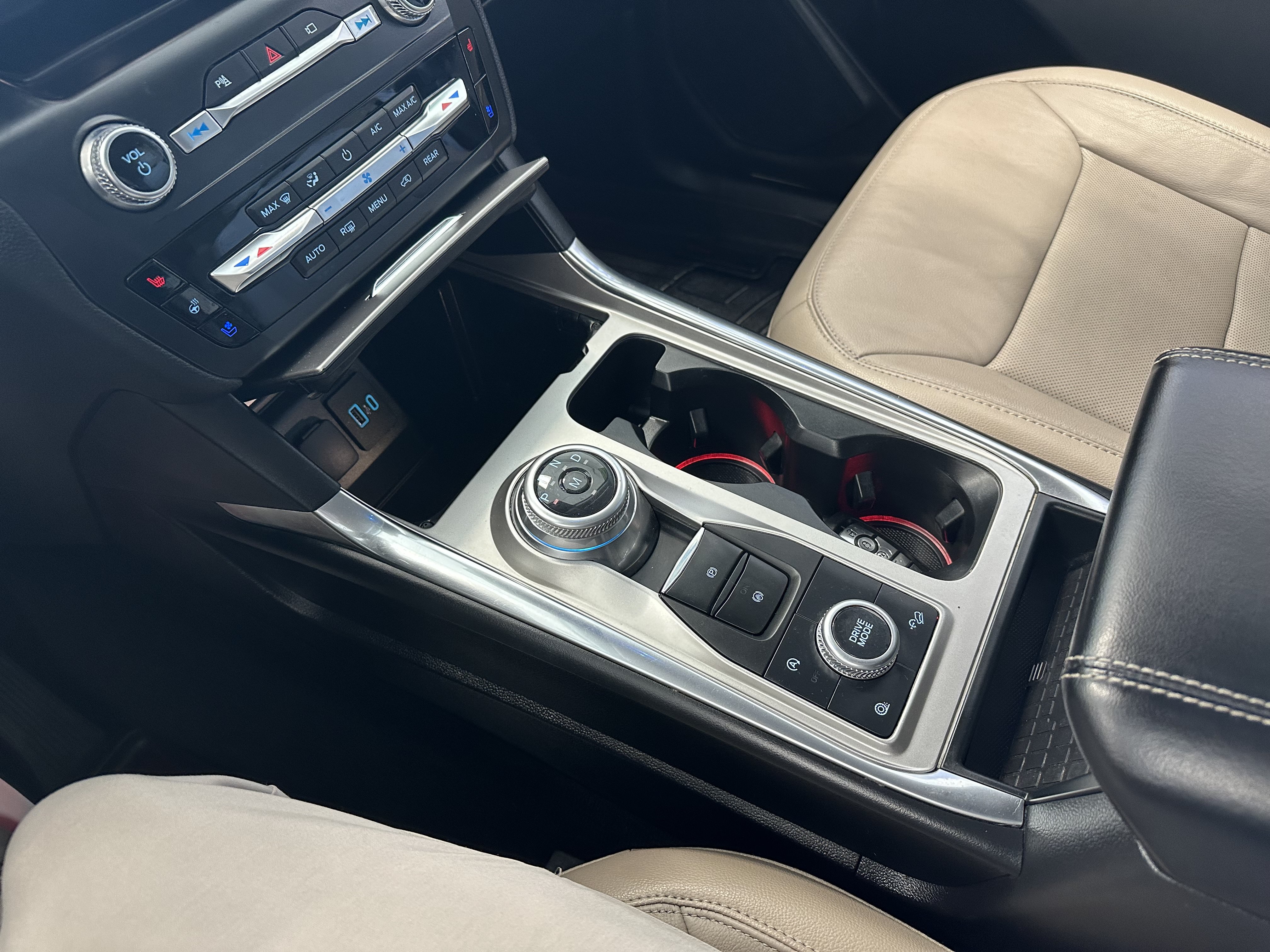 Used 2020 Ford Explorer Limited AWD/4WD image 20