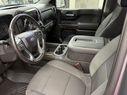 Used 2021 Chevrolet Silverado 1500 LT Trail Boss w/ Convenience Package II image 11