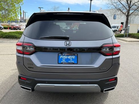 New 2026 Honda Pilot Touring image 6