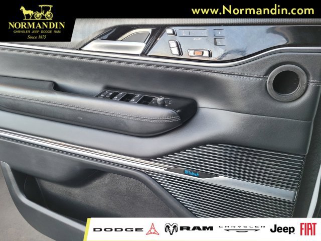 Used 2024 Jeep Grand Wagoneer L Series II w/ Quick Order Packagew 28T AWD/4WD image 13