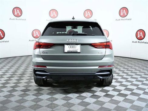 Used 2023 Audi Q3 2.0T Premium Plus w/ Premium Plus Package image 7