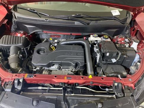 Used 2024 Chevrolet Equinox LT image 16