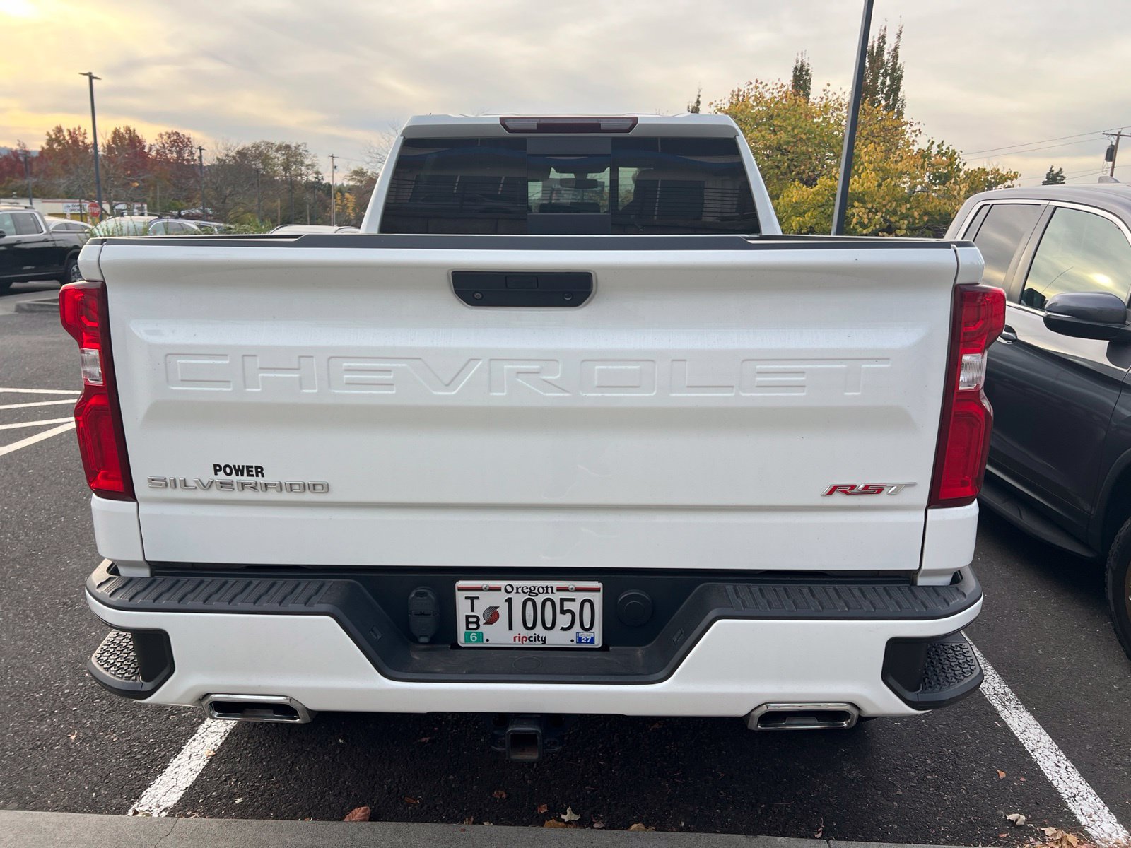 Used 2022 Chevrolet Silverado 1500 RST w/ Convenience Package II AWD/4WD image 5