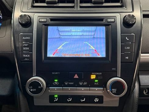 Used 2012 Toyota Camry SE FWD image 27
