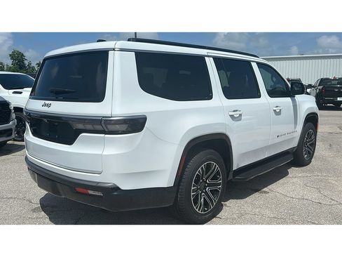 New 2026 Jeep Grand Wagoneer 2WD w/ Premium Group I image 6