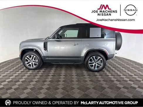 Used 2023 Land Rover Defender 90 S image 3