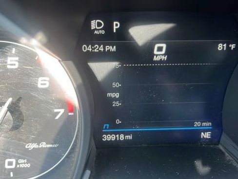 Used 2021 Alfa Romeo Stelvio Ti w/ Nero Edizione image 35